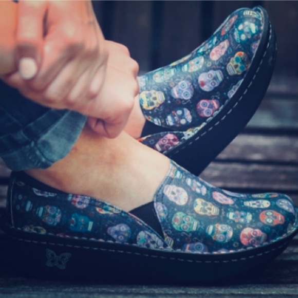 Alegria Leather Sugar Skulls Nursing Flat-form Loafer Women’s Size EU37/US 7-7.5 - Picture 3 of 16